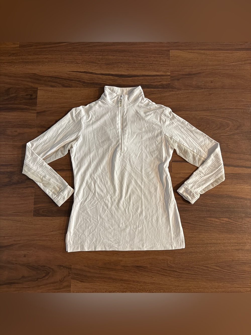 Child’s Small White EIS Long Sleeve Horseback Riding Sunshirt. Good Condition.